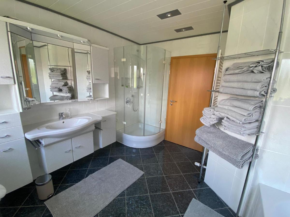 Tolle Ferienwohnung in Löffelsterz Schonungen Exterior foto